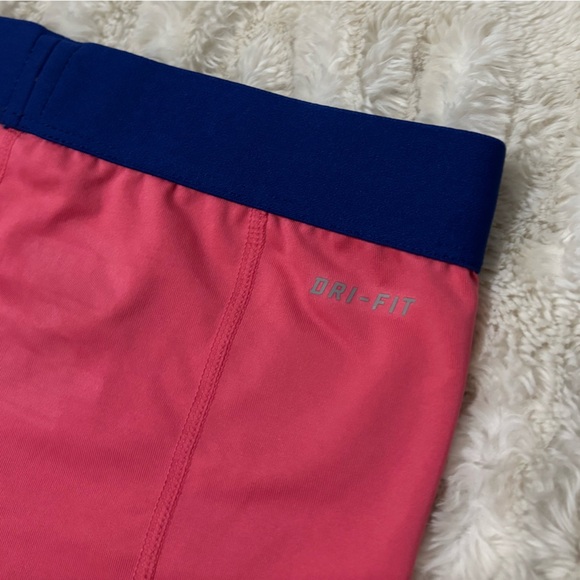 NIKE PRO Combat Dri-Fit Women’s Pink Shorts - Picture 4 of 6